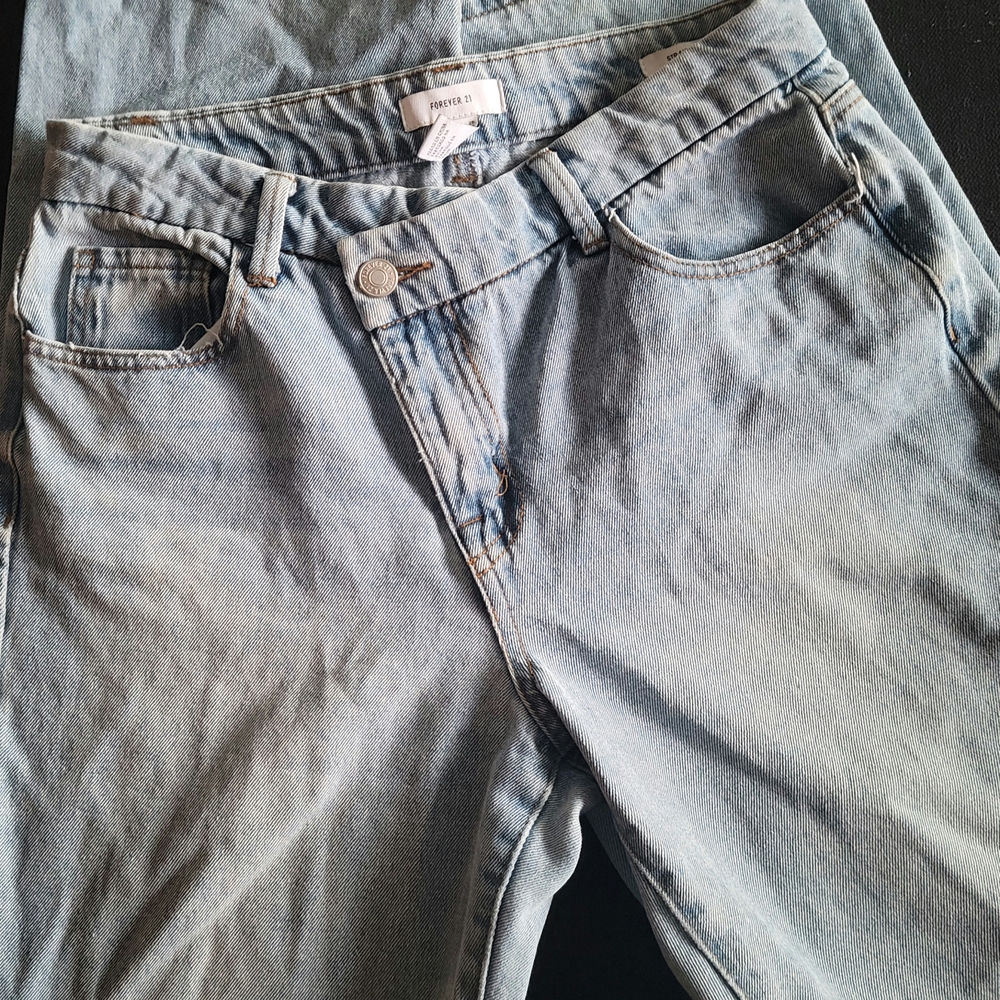 Classic Light Blue Women's Jeans